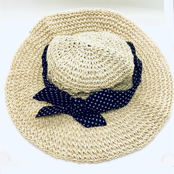Eve Shulman • Little Girl’s Polka Dot Banded Paper Straw Hat 2T-5T - Picture 2 of 14